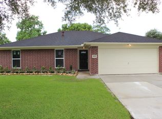 4920 Charnock Dr, Alvin, TX 77511