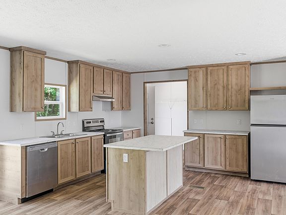 4th image of 114 Amethyst Ln