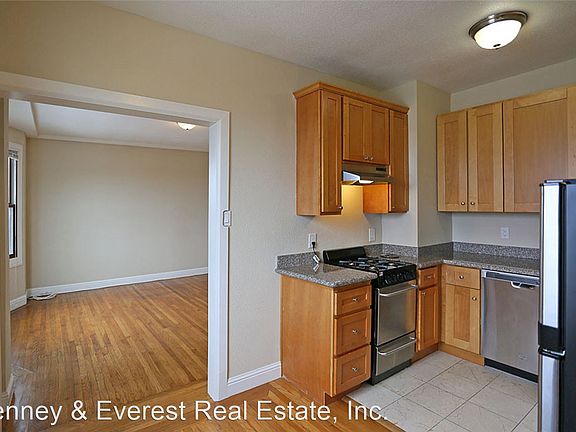 2nd image of 494 27th Ave #52