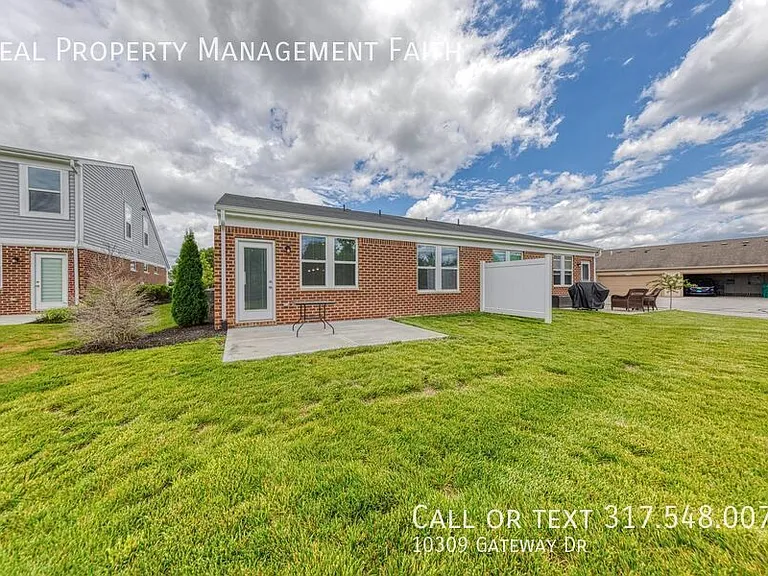10309 Gateway Dr — Photo 22