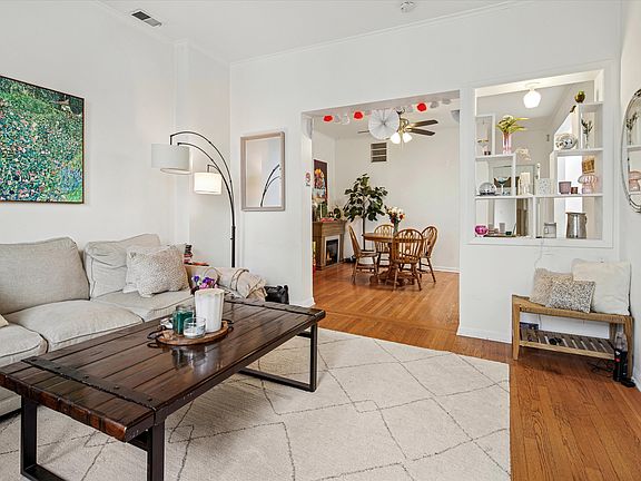 2nd image of 1950 N Hudson Ave APT 3