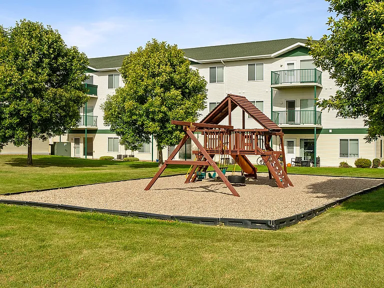 The Legacy Apartments — Photo 20