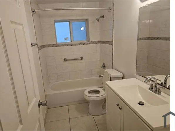 735 NW 10th Ter, Fort Lauderdale, FL