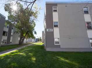 302 Goulet St #8, Winnipeg, MB R2H 0S5