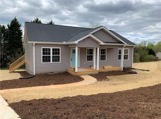 105 Sycamore Ct, Pickens, SC 29671