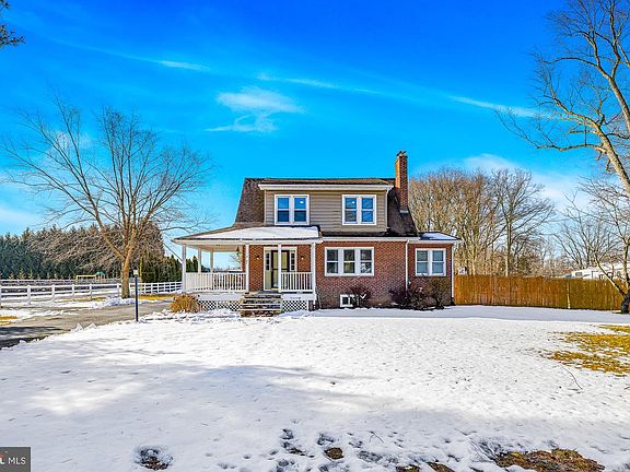 4th image of 1131 Naamans Creek Rd