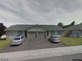 3713 McLean Dr, Yakima, WA 98902