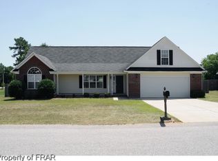 139 Ridgeview Dr, Raeford, NC 28376