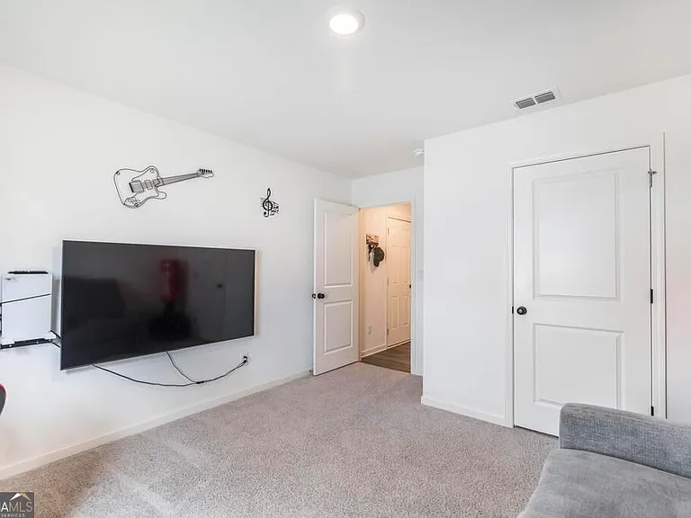 182 Lochwolde Dr — Photo 23