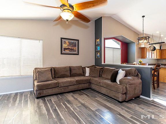 4th image of 2332 Rockin Robin Dr