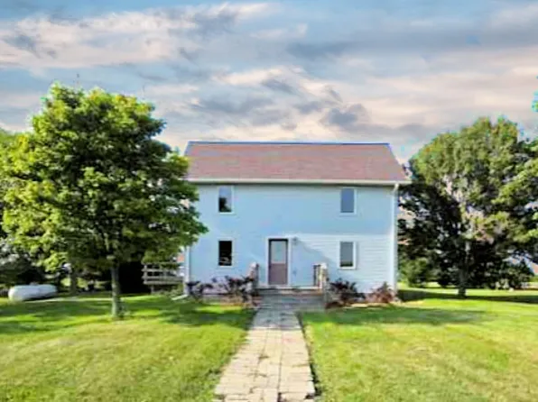 826 E 2500 North Rd, Ashkum, IL 60911