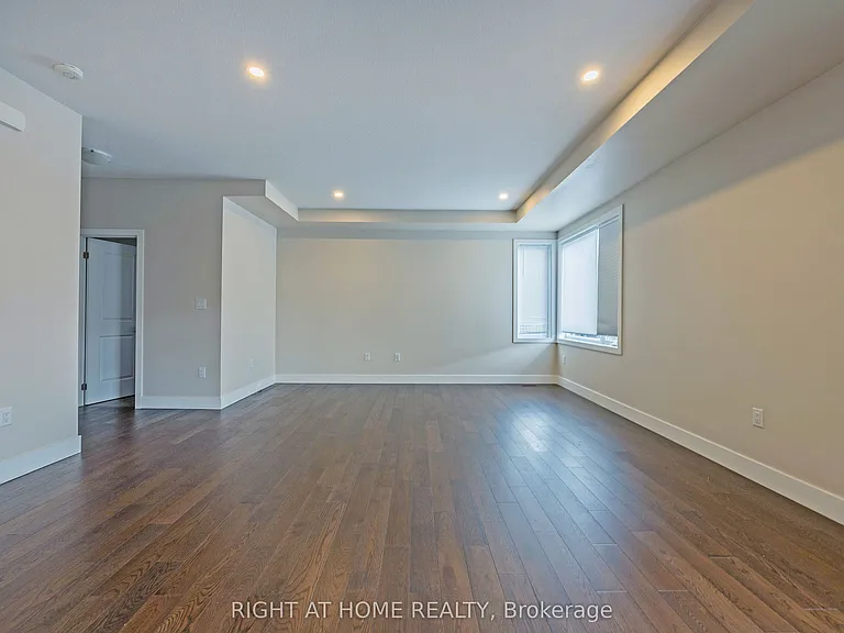 1960 Dalmagarry Rd #34 — Photo 9