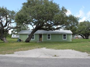 308 N Verne St, Rockport, TX 78382