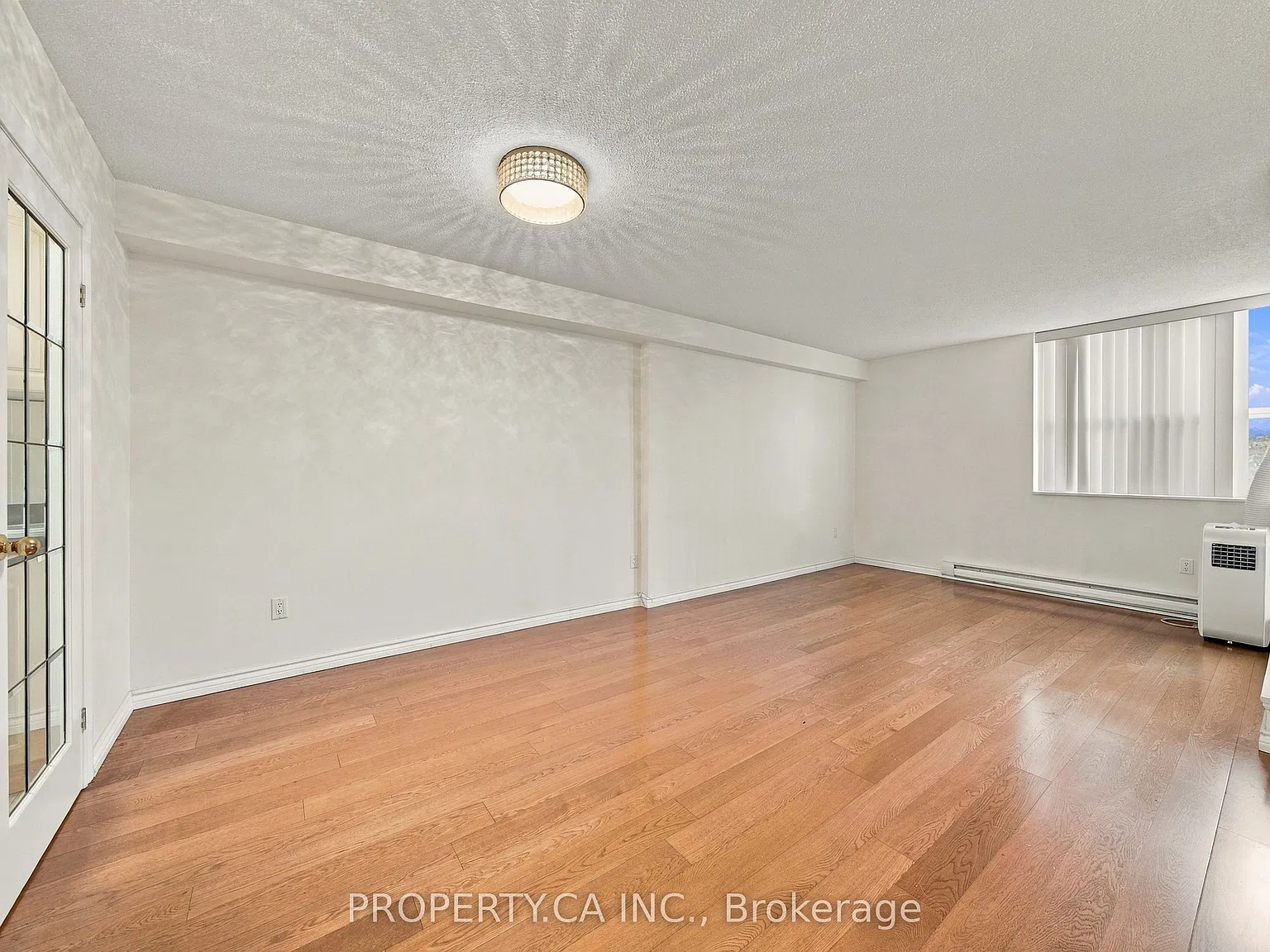 2 bed, $2,200 — Photo 4