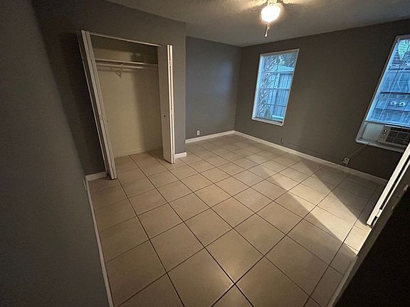 5th image of 522 7th Ave W APT 1