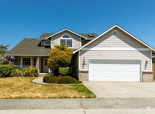 1940 SW 17th Ave, Oak Harbor, WA 98277