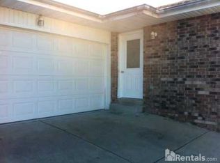 3214 W Greenwood St, Springfield, MO 65807