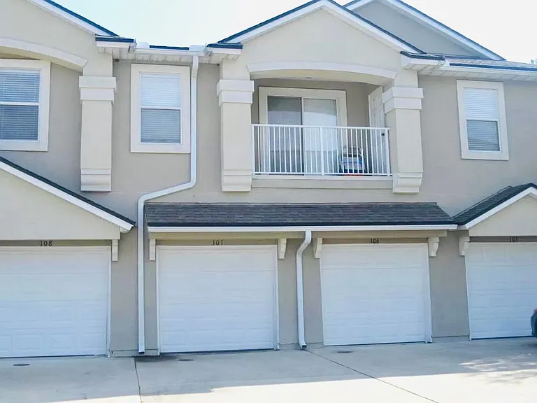 7055 Deer Lodge Cir #101 — Photo 1