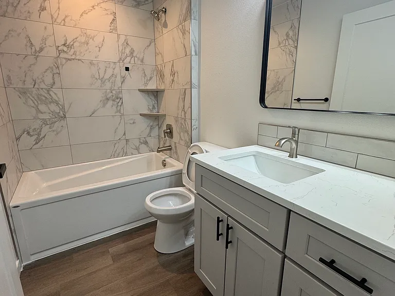 1010 S Julia St — Photo 8