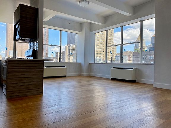 4th image of 50 Murray St APT 1412
