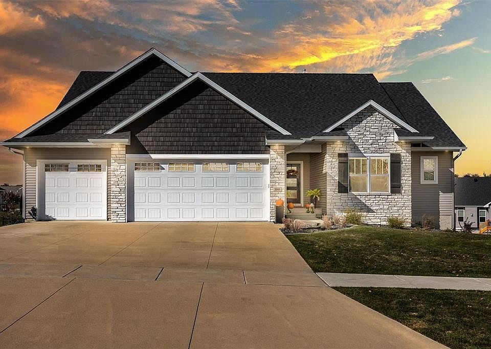 1st image of 1001 Iris Ave