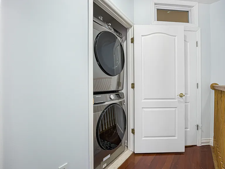 2408 Ocean Ave #9A — Photo 12