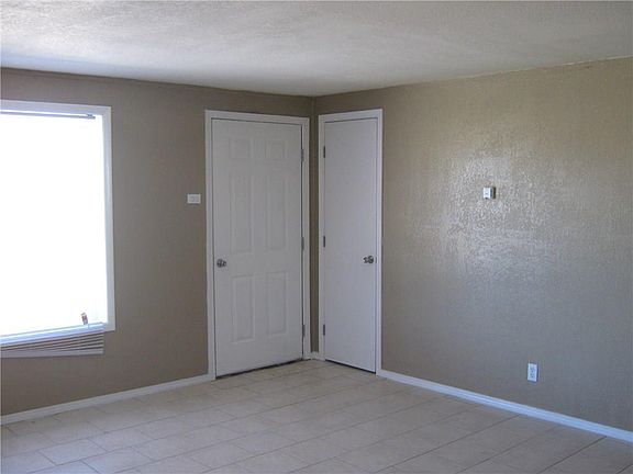 4th image of 10225 Fertell Dr