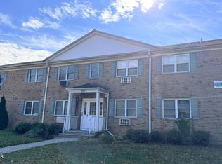 26 Windsor Ter APT G, Freehold, NJ 07728