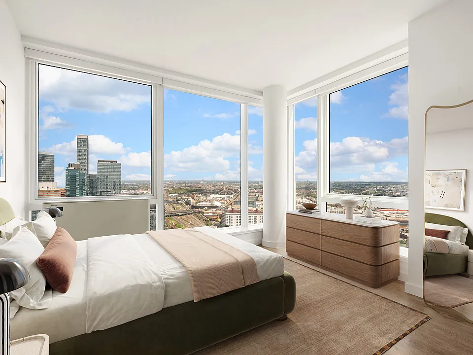 22-44 Jackson Ave #4907