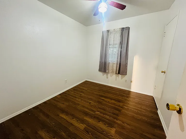 6400 S Byers Ave — Photo 13