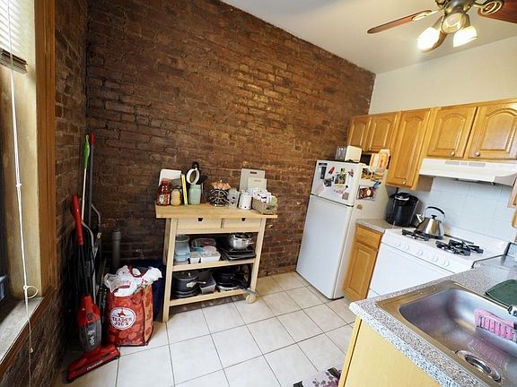 5th image of 3112 42nd St APT 9