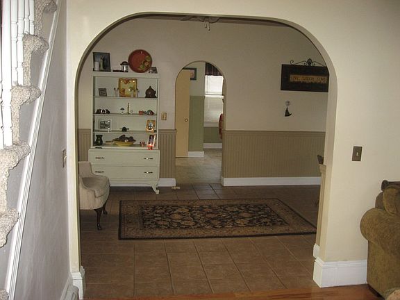 view from livingroom into dining room