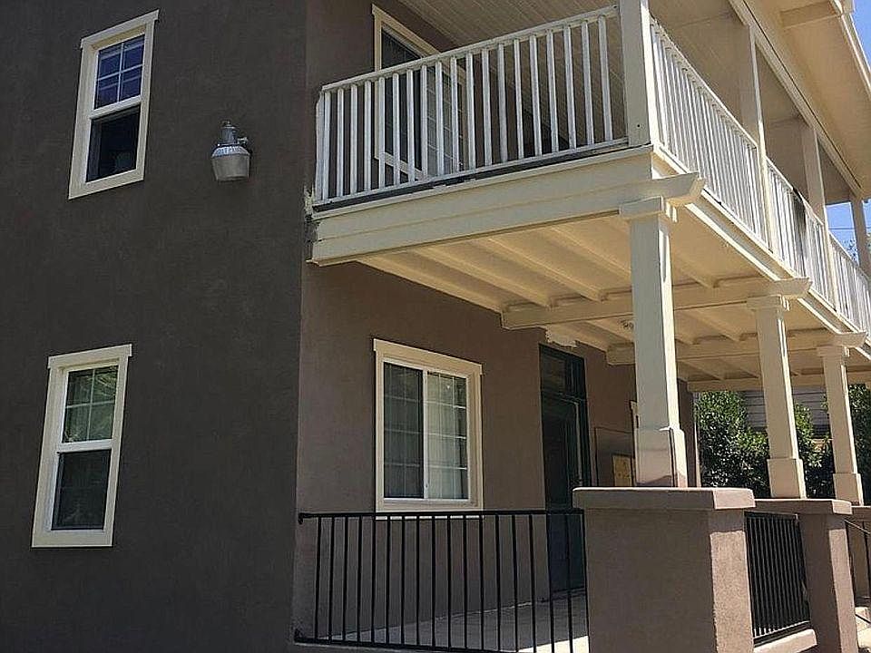 1st image of 402 S Canyon Blvd #D
