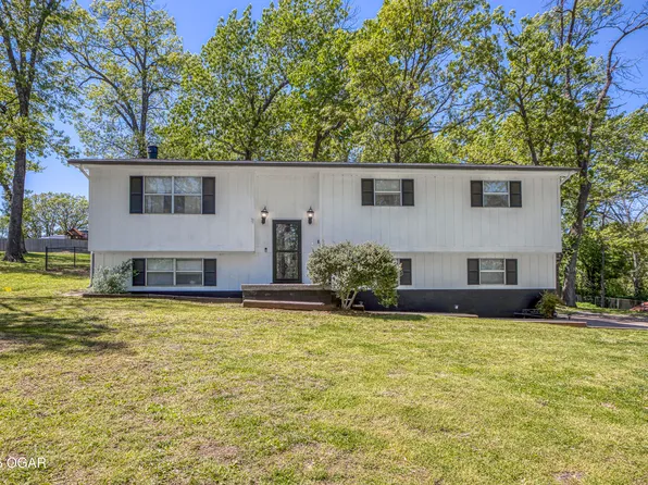134 Valleyview Dr, Joplin, MO 64804