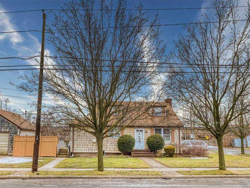 1st image of 88 Kraemer St