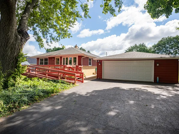 319 S Maple St, Stillman Valley, IL 61084