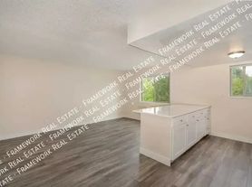 1330 Riverpoint