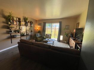 802 S 24th Ave #B, Yakima, WA