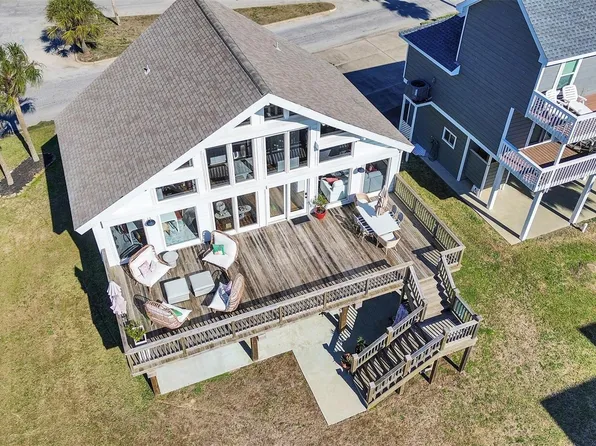 13839 Pirates Beach Blvd, Galveston, TX 77554