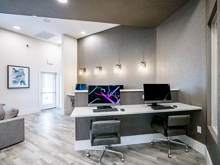 Cue Luxury Apartments — Photo 25
