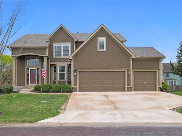 13115 W 137th Ct, Overland Park, KS 66221