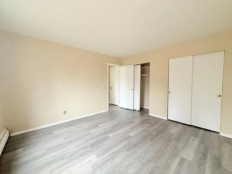 2459 Montana Ave — Photo 22