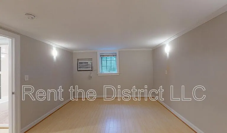 1708 Newton St NW #102 — Photo 12