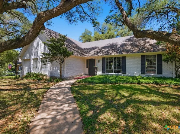 2804 E Loma Vista Ave, Victoria, TX 77901