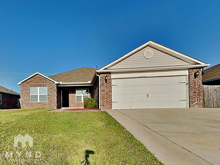 2013 Orchid Ln — Photo 2