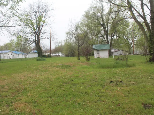 1019 N Oak, Buffalo, MO 65622