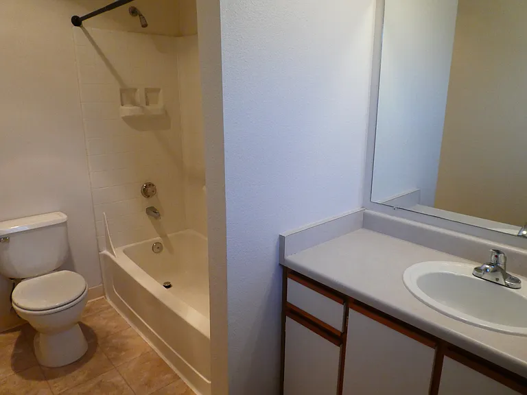 7123 SW Sagert St #1 — Photo 11