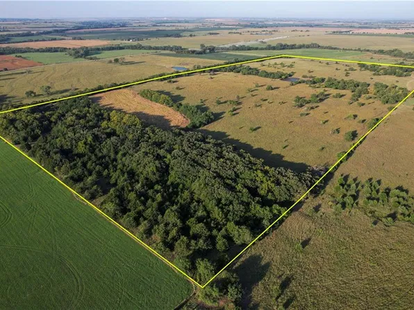 4 High Way, White City, KS 66872