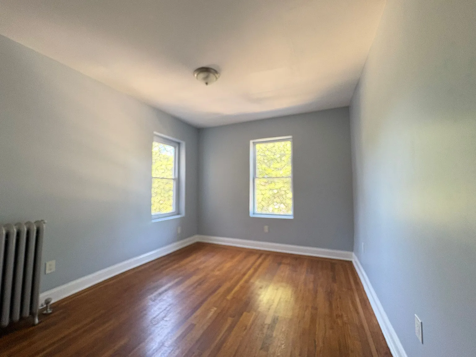 2 bed, 800 sqft, $2,100 — Photo 3