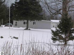 509 S Delano Rd, Au Gres, MI 48703
